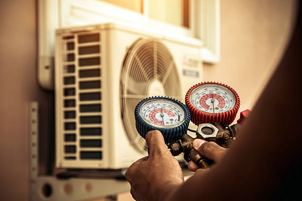 Professional Hvac technician working in Rensselaer, NY